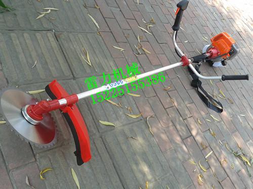側掛式割灌機